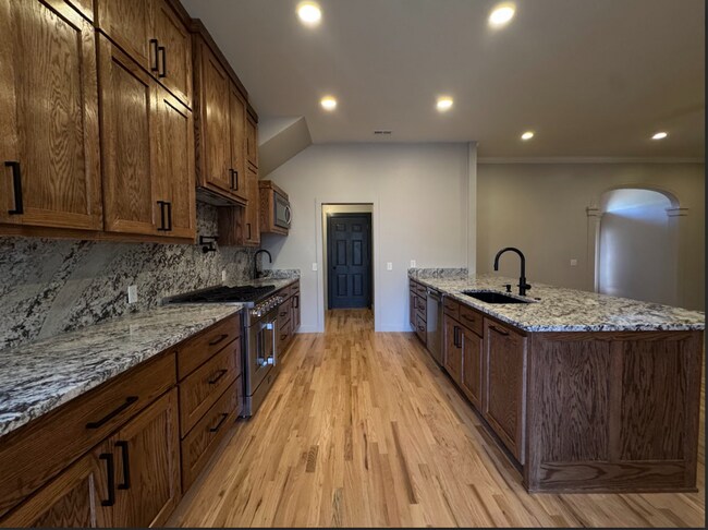 Photo - 407 Old Forge Dr