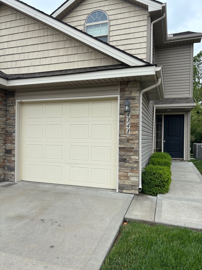 Photo - 4341 NE 83rd St Townhome