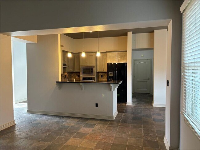 Photo - 2505 S Everest Ave