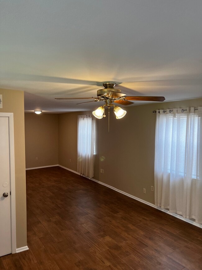 725 Heavens Dr Unit 4