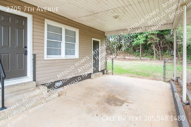 Photo - 2705 7th Ave