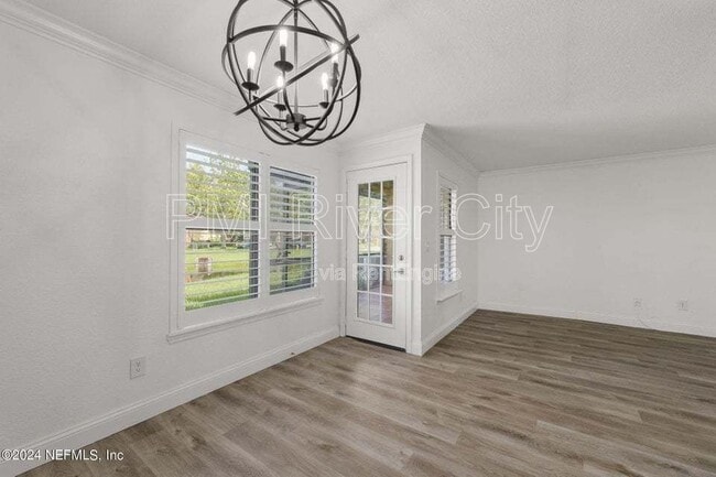 Photo - 908 Shoreline Cir