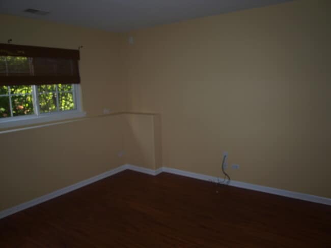 Photo - 686 S Rosehall Ln