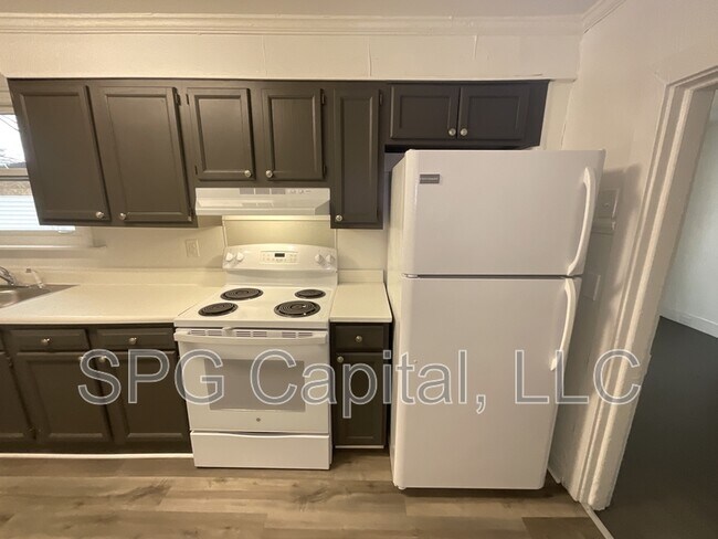 Photo - 1939 Briggs St