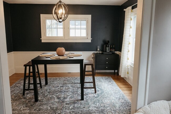 Photo - 442 Aqueduct St