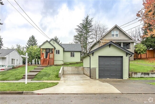 Building Photo - 1519 S 46th St Rental