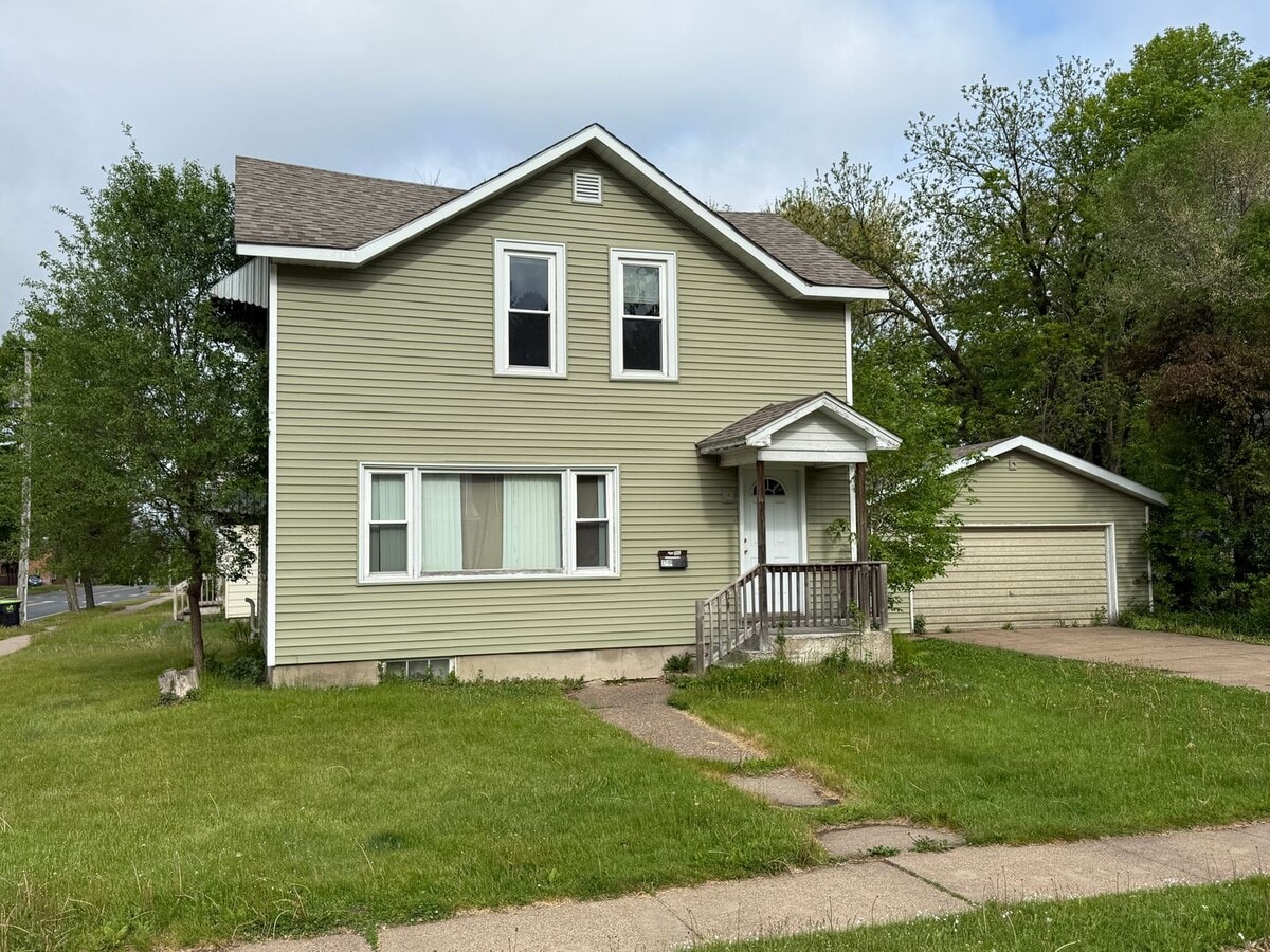Photo - 3 Bedroom | 1.5 Bath Single Family Home