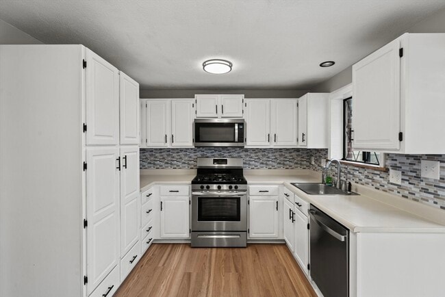 Photo - 68 Sterling Ln