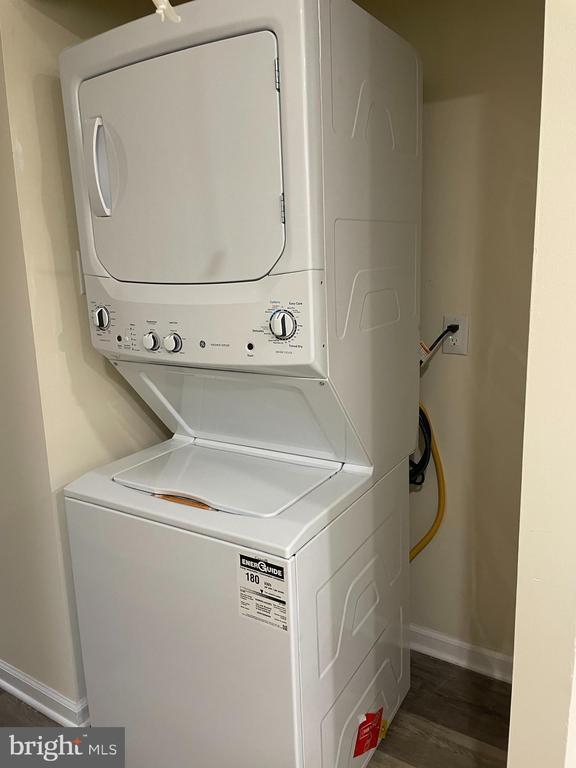 Photo - 2411 Tremont St