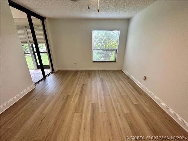 Photo - 2900 NW 42nd Ave Unit 102