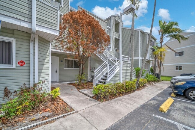 Photo - SINGER USA LLC Unidad 3437 NW 44 STREET #107