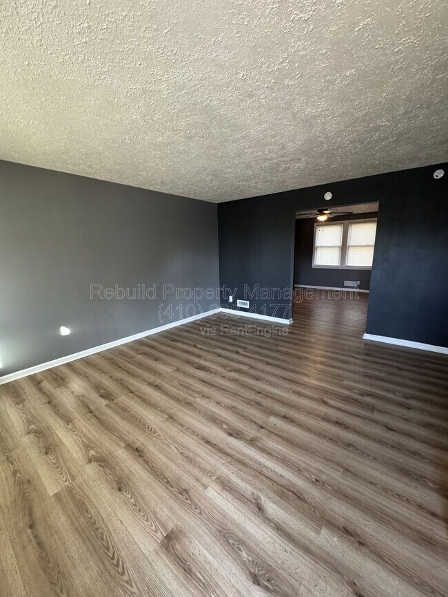 Photo - 4430 Shamrock Ave