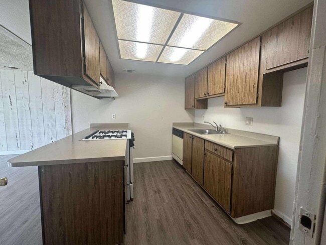 Photo - 10930 Scotsman Way