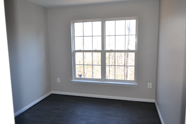 Photo - 103 Hillside Ct