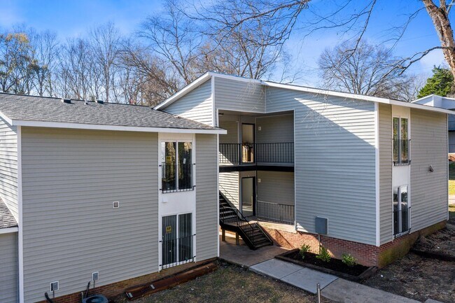 Greenway Flats Apartments