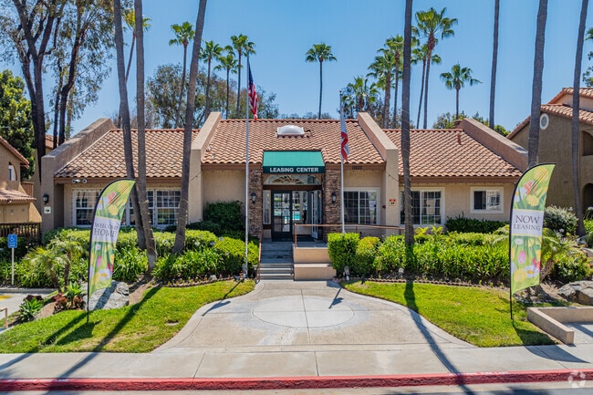 Leasing Entrance