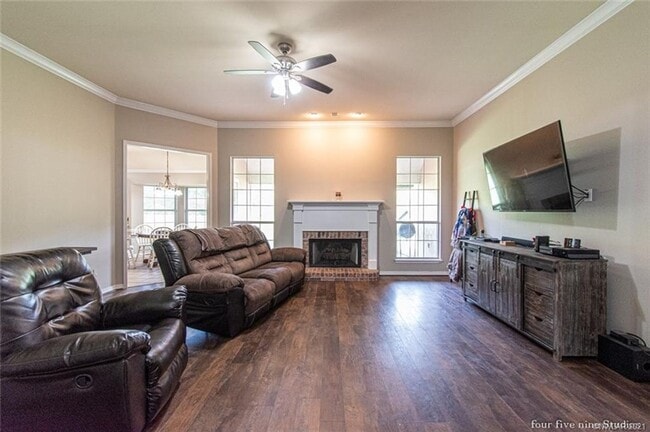 Photo - 3222 Stockwell Rd