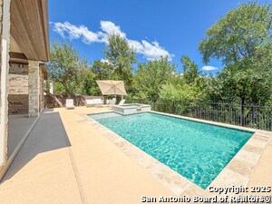 Photo - 17814 Hillsedge Rd