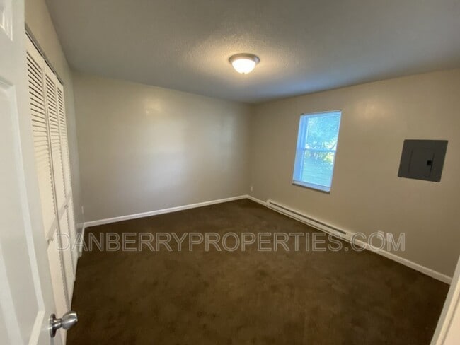 Photo - 319 Frazer St