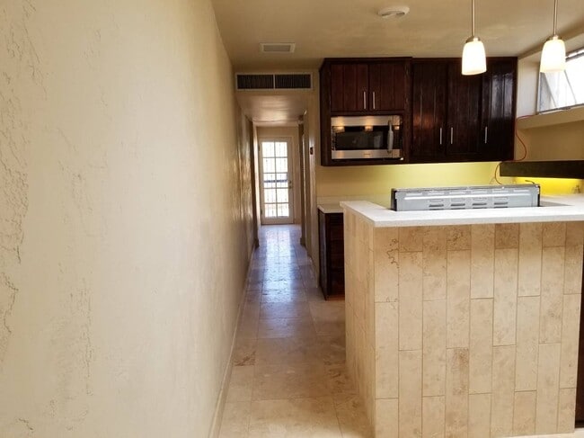 Photo - 1827 E 9th St Unit 2