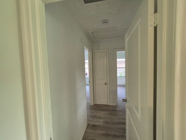 Photo - 10221 Bretton Dr