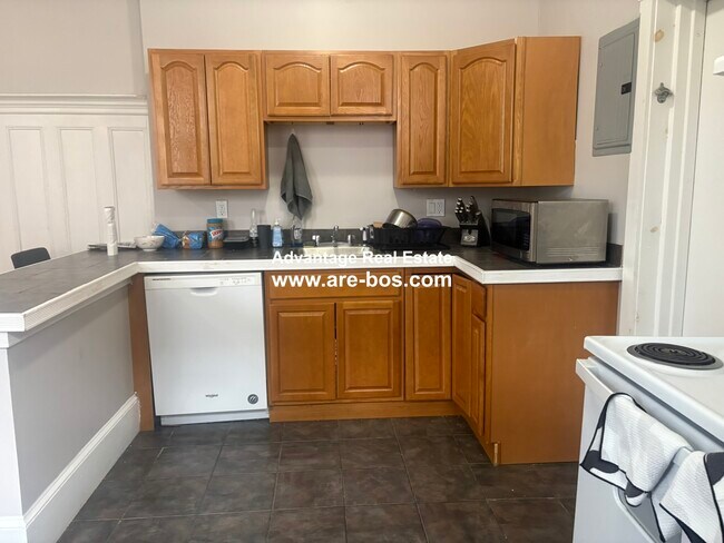 Photo - 1066 Commonwealth Ave Unit 31 DUPLICATE