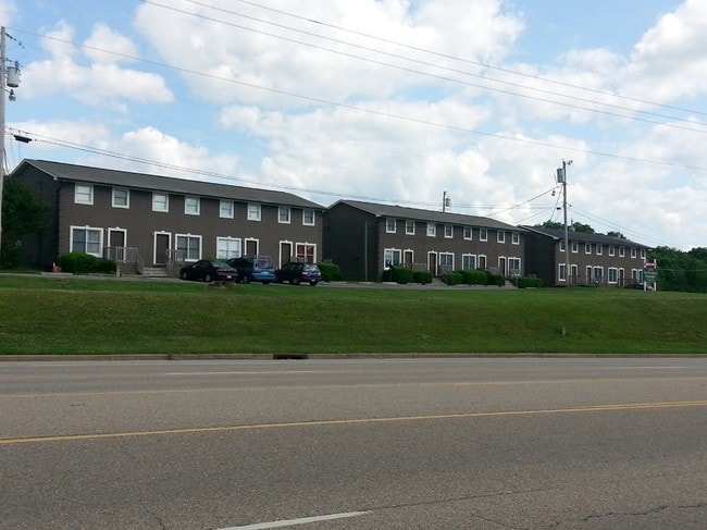 The Village at Suncrest - The Village at Suncrest Apartments