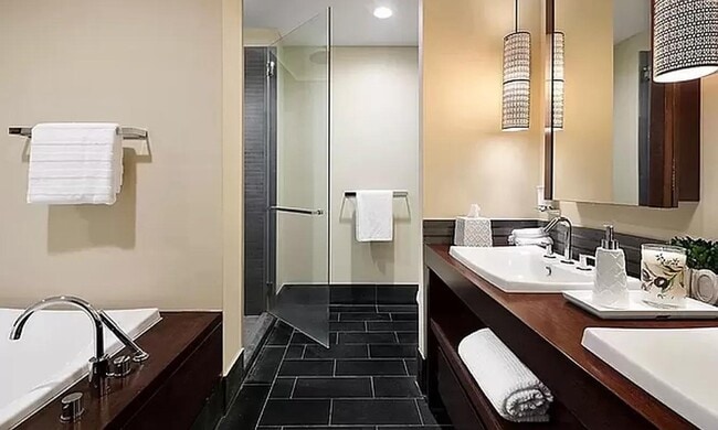 Photo - 40 Broad St Unit 14D