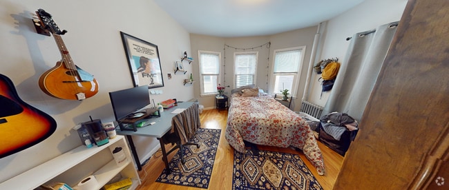 Building Photo - 23 Tufts St Unit 2 Rental