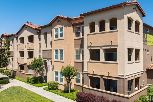 Edificio alternativo - Palmilla Apartment Homes