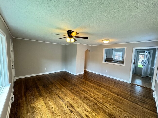 Photo - 500 Elm St
