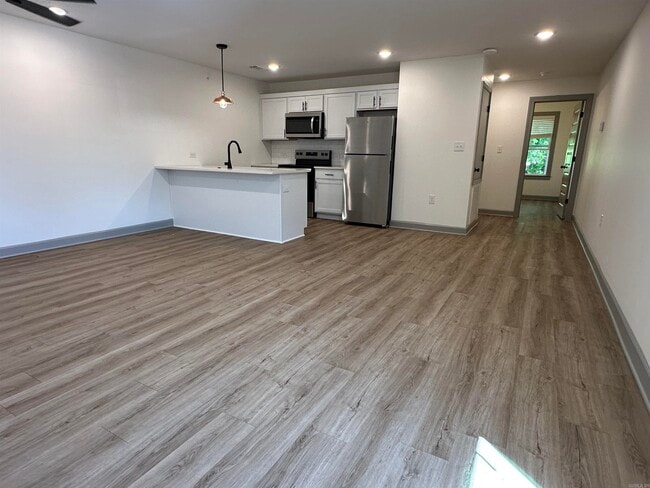 Photo - 501-Apt9 E 21st St Unit 9