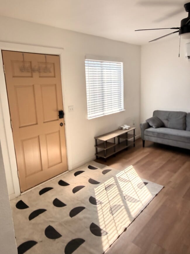 Photo - 101 I St Unit D