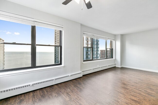 Photo - 5858 N Sheridan Rd Unit 1201