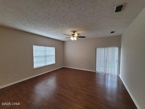 Photo - 5200 Joshua Ln