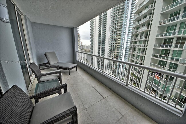 Photo - 170 SE 14th St Unit 2303