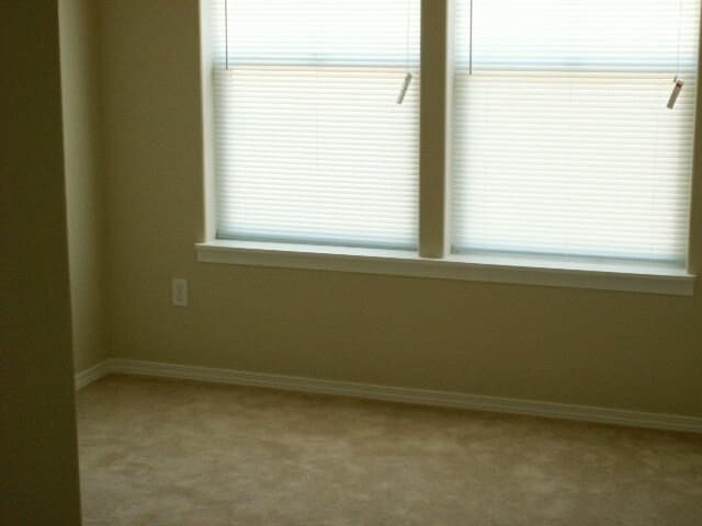 Building Photo - Gorgeous Single Family home in great condition with private patio at unbeatable Price! - Coming ...