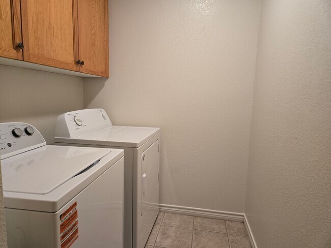 Photo - 3710 Oldenburg Ln Unit 3710
