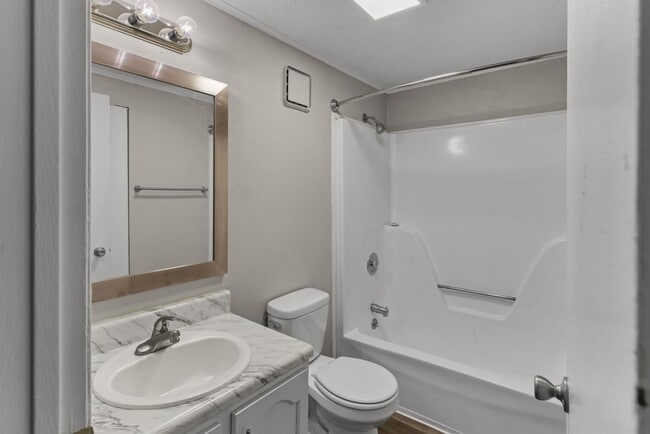 Photo - Drake's Creek Cooperative