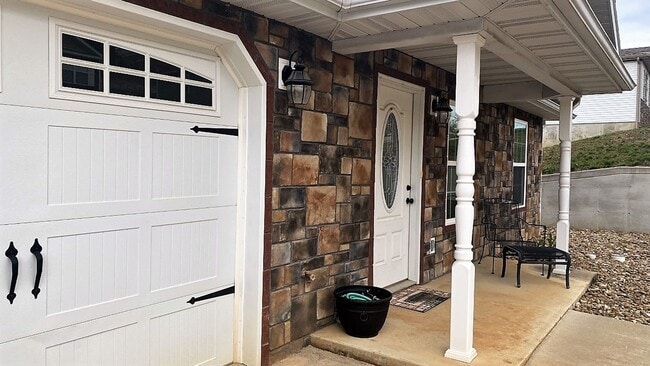 Photo - ~*~Gorgeous 2 Bedroom 2 Bathroom Duplex~*~