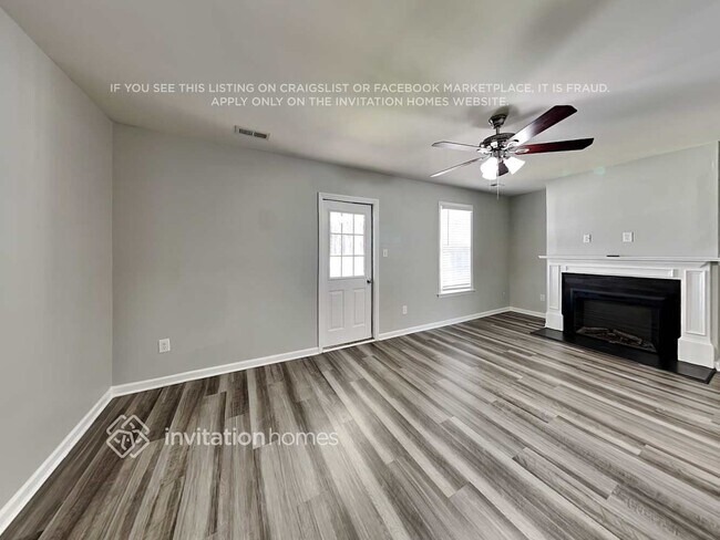 Photo - 117 Blackthorne Ct