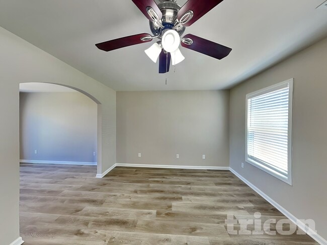 Photo - 1090 Heart Pine Dr