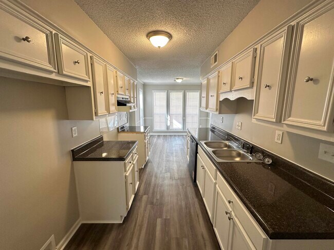 Photo - 4627 Chelwood Dr