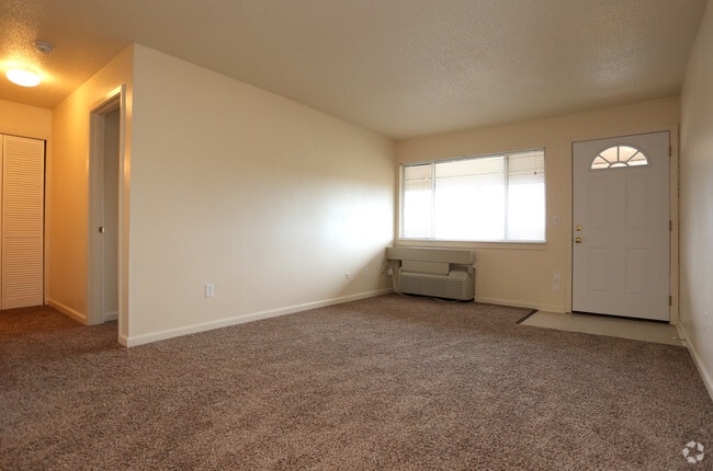 Woodlawn Park Apartments