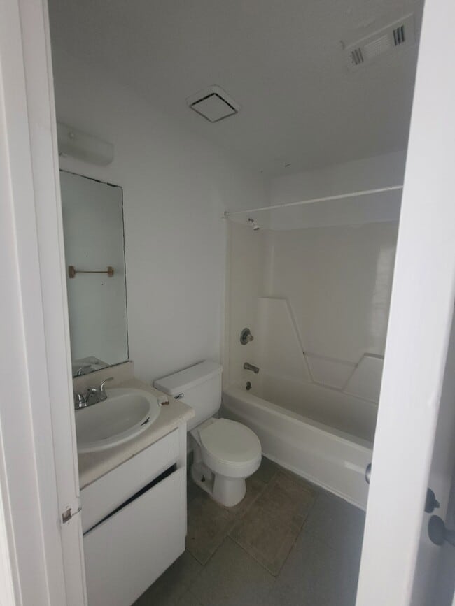 Photo - 804 Grant St
