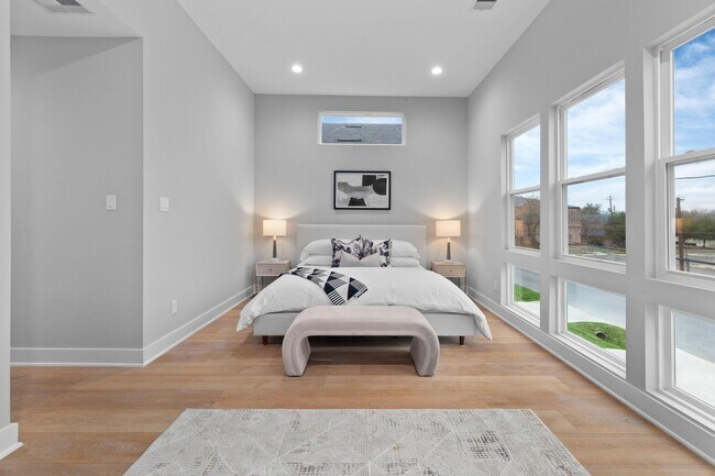 Photo - 4210 McKinley St