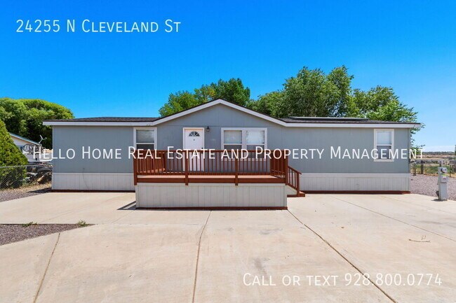 Photo - 24255 N Cleveland St