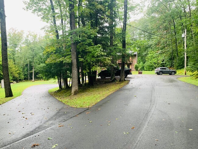 Photo - 85 Smithfield Rd