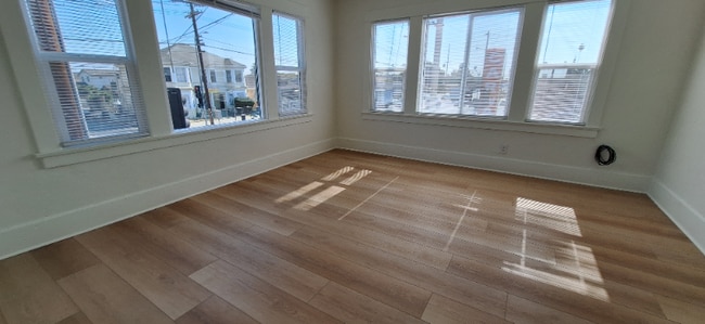 Photo - 507 W 59th Pl Unit 507