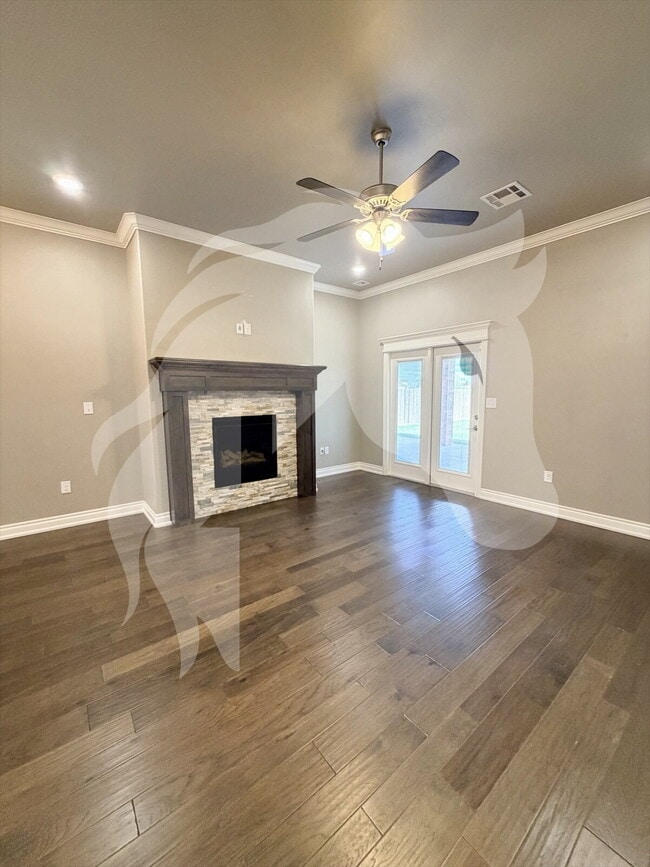 Photo - "Stunning 4-Bed Gem with Granite Touch & C...